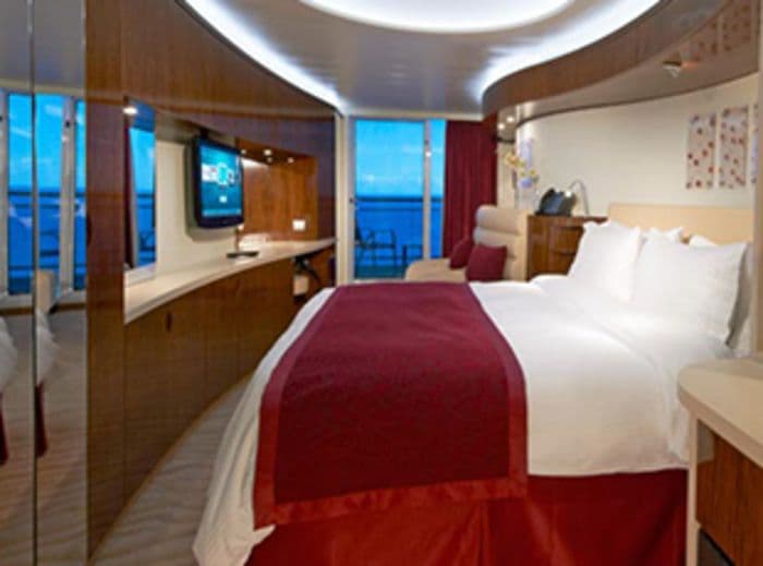 Norwegian Cruise Line Norwegian Epic Accommodation Mini Suite.jpg